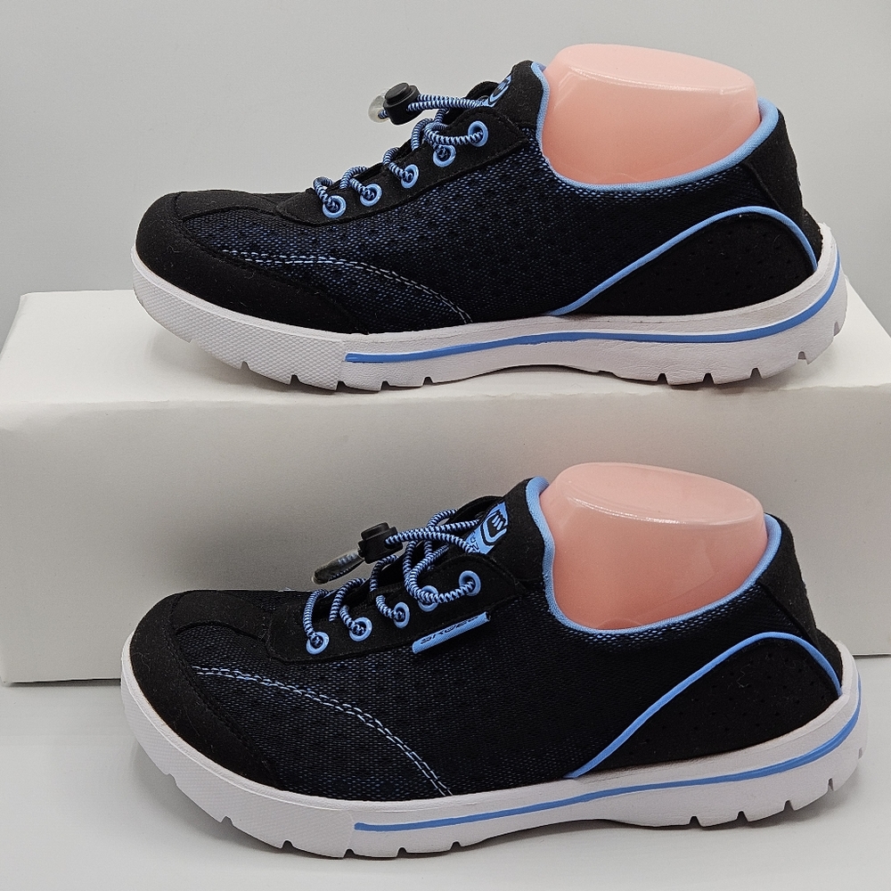 Skuze Miami lightweight beathable athletic shoes size 8